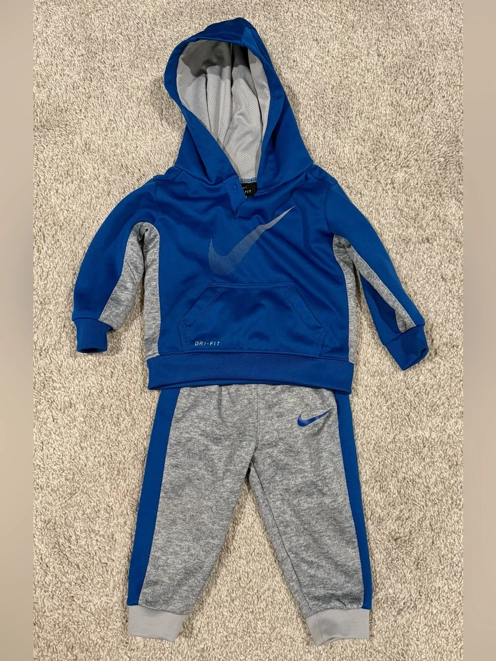 Nike Dri-FIT Baby Boy 12M Hoodie Jogger 2 Piece Tracksuit Set